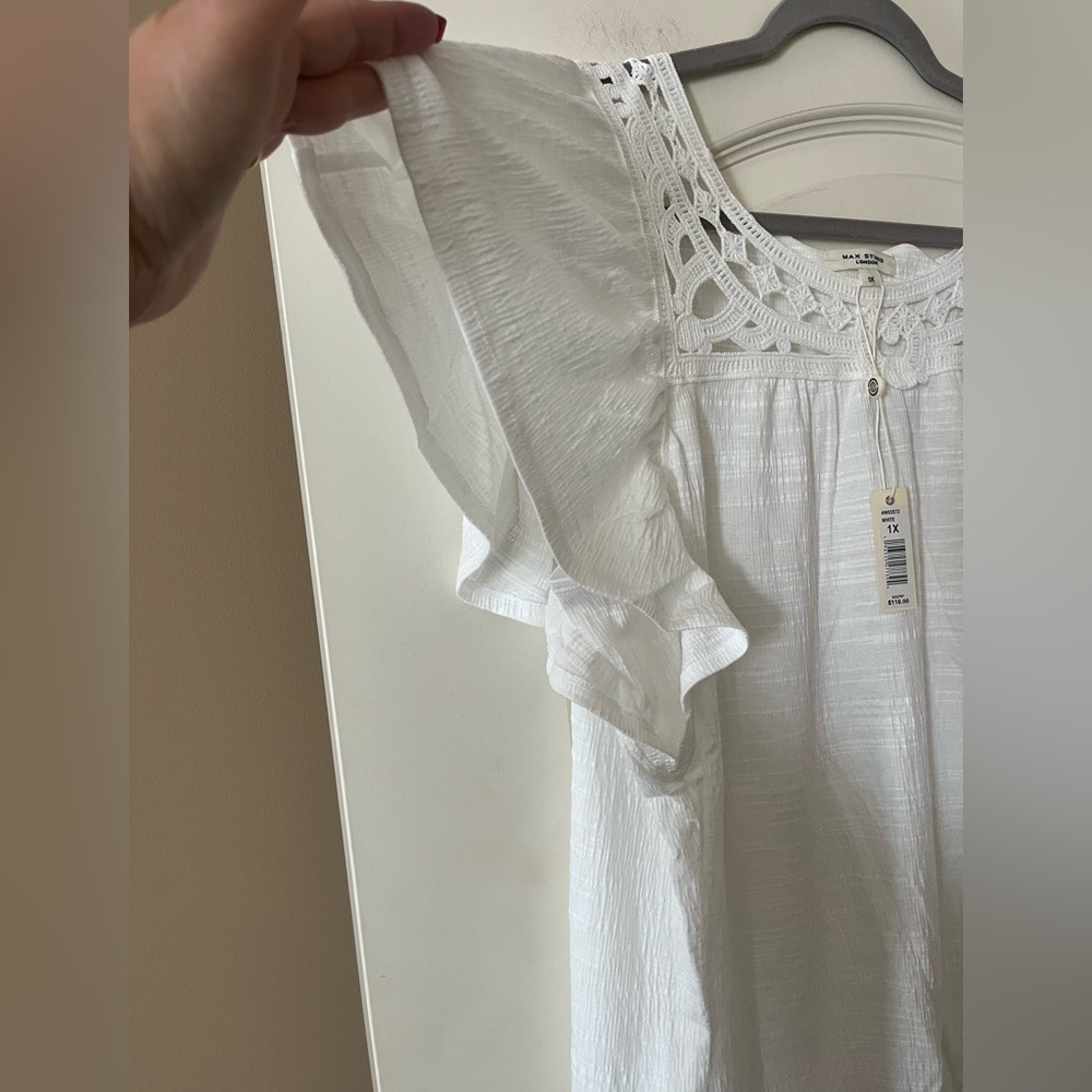 New! Max Studio Designer White Lace Detail Women's Top Size 1X - Picture 6 of 14